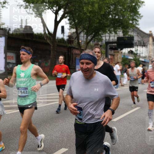 29.06.2025 - hella hamburg halbmarathon Yannick Fuchs http://msf.ph/oto/8280994 29.06.2025 10:49:44 20KM 1179, 1180, 1193, 1834, 2612, 2982, 3058, 3668, 4951, 5643, 5672, 6569, 6591, 6924, 7594, 7742, 7976, 8255, 8573, 8639, 8863, 9361, 9562, 11039, 11309, 12196, 12515, 12545, 13474, 14365, 15184, 15484, 15584, 15818, 15884, 16176, 16375, 16401, 16521, 16786, 17133, 17259, 17615, 17640, 17642, 17734, 18064, 18125, 18212, 18325, 18340, 18495, 18741, 18746, 18835, 19120, 19152 meine-sportfotos.de