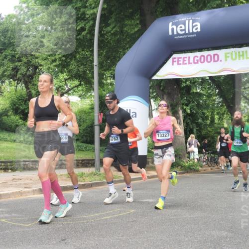 29.06.2025 - hella hamburg halbmarathon KatJ http://msf.ph/oto/8281532 29.06.2025 10:40:49 Zwischen KM18-KM19 1267, 2058, 2099, 2771, 5077, 6762, 7478, 7509 meine-sportfotos.de