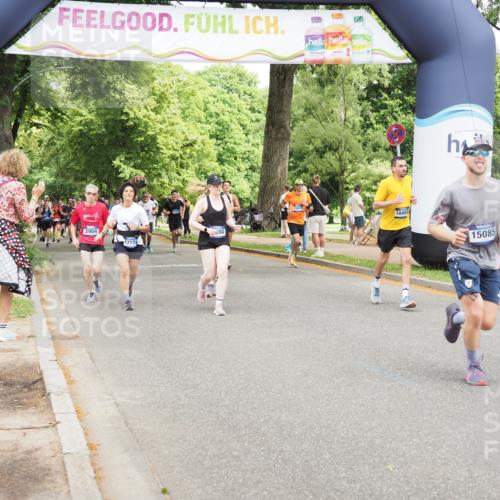 29.06.2025 - hella hamburg halbmarathon MichiJ http://msf.ph/oto/8281750 29.06.2025 10:58:03 Zwischen KM18-KM19 1893, 2904, 3176, 4394, 7462, 10283, 13610, 15085, 16456, 17174 meine-sportfotos.de