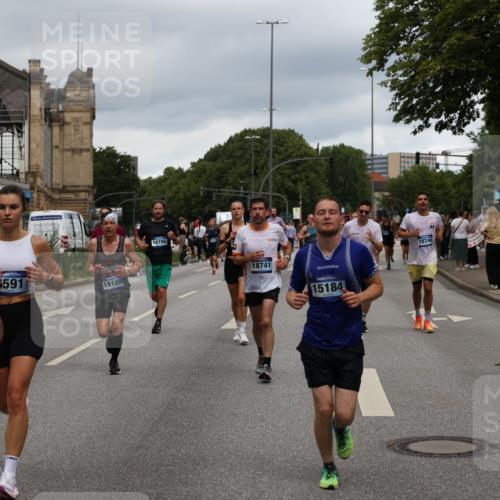29.06.2025 - hella hamburg halbmarathon Yannick Fuchs http://msf.ph/oto/8281766 29.06.2025 10:49:47 20KM 1130, 1180, 1193, 2982, 3048, 3058, 3668, 4951, 5465, 5672, 6569, 6591, 6924, 7594, 7742, 7976, 8255, 8311, 8639, 8863, 9361, 9562, 11039, 11309, 12196, 12515, 13474, 14363, 14365, 14461, 15184, 15484, 15818, 15884, 16176, 16375, 16401, 16434, 16521, 16786, 17259, 17615, 17640, 17642, 17734, 18064, 18125, 18212, 18325, 18340, 18495, 18741, 18746, 18835, 19120, 19152 meine-sportfotos.de