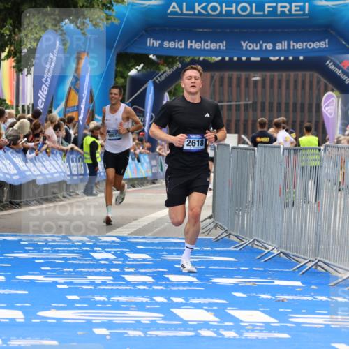 29.06.2025 - hella hamburg halbmarathon Strokosch-Dieckow http://msf.ph/oto/8281980 29.06.2025 10:22:36 Ziel 2618, 3720, 18897 meine-sportfotos.de