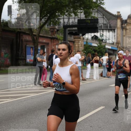 29.06.2025 - hella hamburg halbmarathon Yannick Fuchs http://msf.ph/oto/8282123 29.06.2025 10:49:48 20KM 1130, 1180, 1193, 2982, 3042, 3048, 3058, 3668, 4951, 5465, 5672, 6569, 6591, 6924, 7594, 7742, 7976, 8255, 8311, 8639, 8863, 9361, 9562, 11039, 11309, 11638, 12196, 12515, 13474, 14363, 14365, 14461, 15184, 15484, 15818, 15884, 16176, 16375, 16401, 16434, 16521, 16786, 17259, 17615, 17640, 17642, 17734, 18064, 18125, 18212, 18325, 18340, 18495, 18741, 18746, 18835, 19120, 19152 meine-sportfotos.de