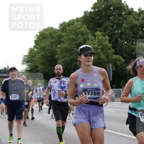 29.06.2025 - hella hamburg halbmarathon Jannik Wohlers http://msf.ph/oto/8282197 29.06.2025 10:35:17 Lombardsbrücke 1108, 1336, 1730, 1786, 2001, 2352, 2425, 2787, 2811, 3243, 4333, 4902, 4965, 5147, 5240, 6021, 6381, 6746, 6867, 7304, 7382, 8333, 9342, 9470, 9803, 9806, 9819, 10119, 10567, 10652, 12026, 12097, 12408, 12851, 12869, 13240, 13318, 13505, 13899, 14402, 14684, 15032, 16487, 17289, 17331, 17689, 17817, 17868, 17883, 17974, 17996, 17998, 18036, 18292, 18361, 18524, 18570, 18688 meine-sportfotos.de