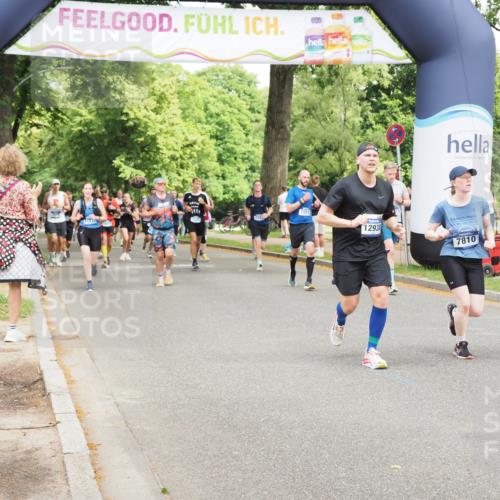 29.06.2025 - hella hamburg halbmarathon MichiJ http://msf.ph/oto/8282198 29.06.2025 10:58:11 Zwischen KM18-KM19 1020, 1051, 7809, 7810, 8854, 10283, 10610, 12938, 15570, 16709, 19035 meine-sportfotos.de