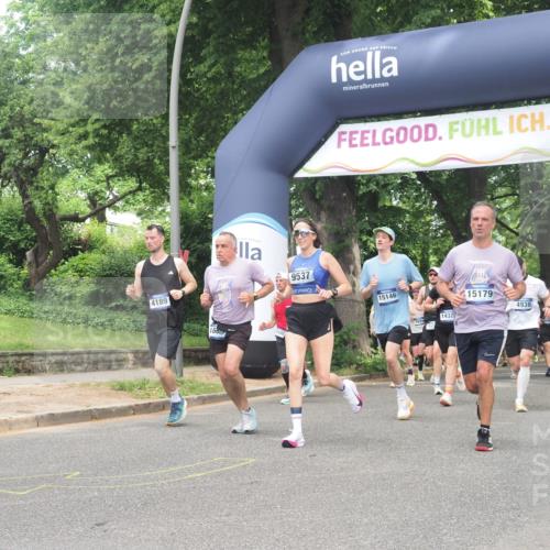 29.06.2025 - hella hamburg halbmarathon KatJ http://msf.ph/oto/8282421 29.06.2025 10:40:53 Zwischen KM18-KM19 1502, 2058, 2099, 4189, 4299, 4938, 6762, 7478 meine-sportfotos.de