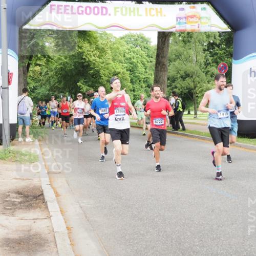 29.06.2025 - hella hamburg halbmarathon MichiJ http://msf.ph/oto/8282460 29.06.2025 10:32:18 Zwischen KM18-KM19 1415, 1558, 3146, 3907, 4991, 5692, 7093, 7508, 8063, 8145, 8900, 11848, 12966, 13348 meine-sportfotos.de