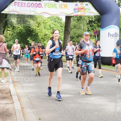 29.06.2025 - hella hamburg halbmarathon MichiJ http://msf.ph/oto/8282544 29.06.2025 10:58:14 Zwischen KM18-KM19 1020, 1051, 1981, 3020, 5036, 7017, 7257, 7277, 7809, 7810, 8275, 9917, 12456, 12938, 13370, 14413, 15570, 16554, 19035 meine-sportfotos.de