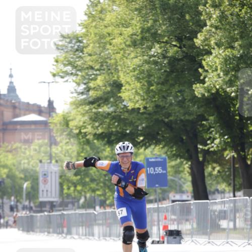 29.06.2025 - hella hamburg halbmarathon Jannik Wohlers http://msf.ph/oto/8282630 29.06.2025 08:52:56 Lombardsbrücke  meine-sportfotos.de