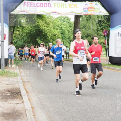 29.06.2025 - hella hamburg halbmarathon MichiJ http://msf.ph/oto/8282652 29.06.2025 10:32:18 Zwischen KM18-KM19 1415, 1558, 3146, 3907, 4991, 5692, 7093, 7508, 8063, 8145, 8900, 11848, 12966, 13348 meine-sportfotos.de