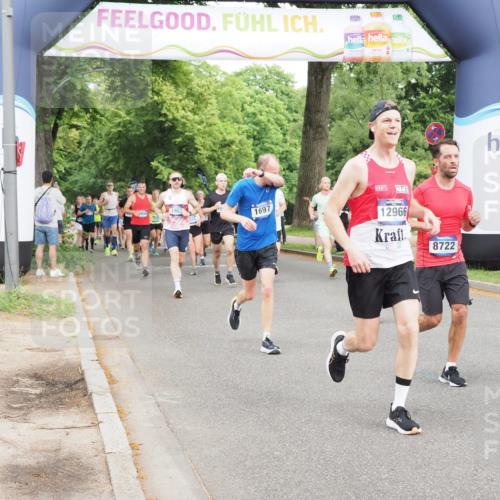 29.06.2025 - hella hamburg halbmarathon MichiJ http://msf.ph/oto/8282707 29.06.2025 10:32:19 Zwischen KM18-KM19 1415, 1558, 1697, 3907, 4310, 4991, 5692, 7093, 7508, 8063, 8145, 8722, 8900, 11648, 11848, 12966, 13348, 13807 meine-sportfotos.de