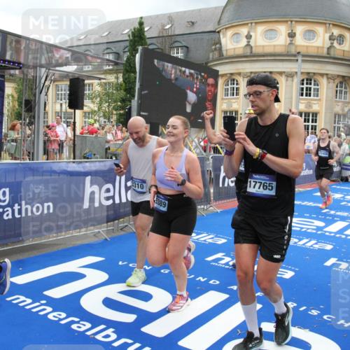 29.06.2025 - hella hamburg halbmarathon Michael Strokosch http://msf.ph/oto/8282763 29.06.2025 10:54:46 Ziel 1125, 1496, 2029, 2561, 3310, 6587, 7478, 8449, 9227, 10044, 12186, 12489, 13147, 14239, 15389, 15408, 15584, 17231, 17765, 19000 meine-sportfotos.de