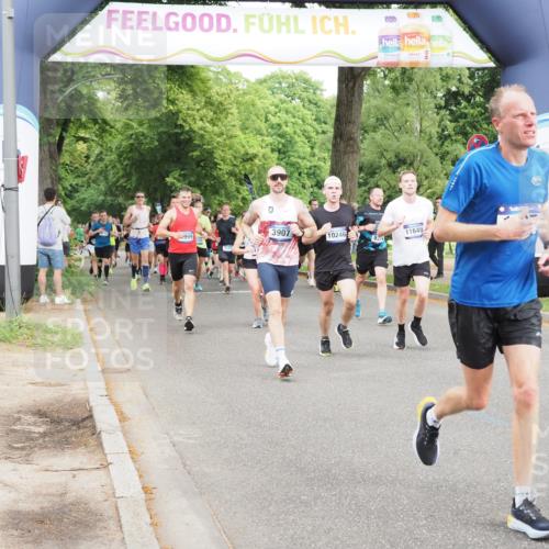 29.06.2025 - hella hamburg halbmarathon MichiJ http://msf.ph/oto/8282837 29.06.2025 10:32:20 Zwischen KM18-KM19 1415, 1697, 3907, 4310, 4991, 4999, 5692, 7093, 8063, 8722, 9374, 10246, 11648, 11848, 12966, 13348, 13807, 15535 meine-sportfotos.de