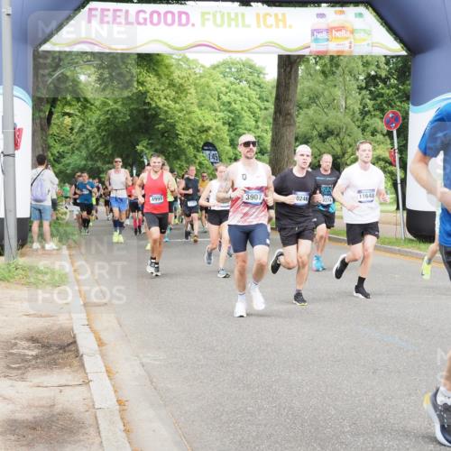 29.06.2025 - hella hamburg halbmarathon MichiJ http://msf.ph/oto/8282869 29.06.2025 10:32:20 Zwischen KM18-KM19 1415, 1697, 3907, 4310, 4991, 4999, 5692, 7093, 8063, 8722, 9374, 10246, 11648, 11848, 12966, 13348, 13807, 15535 meine-sportfotos.de