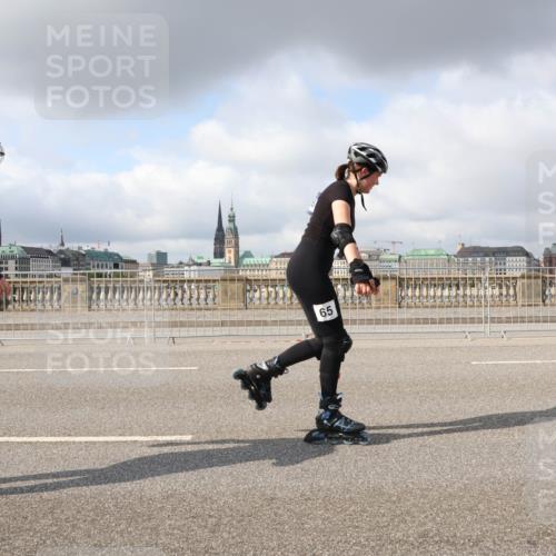 29.06.2025 - hella hamburg halbmarathon Lena Gebhardt http://msf.ph/oto/8282919 29.06.2025 09:05:05 Lombardsbrücke  meine-sportfotos.de