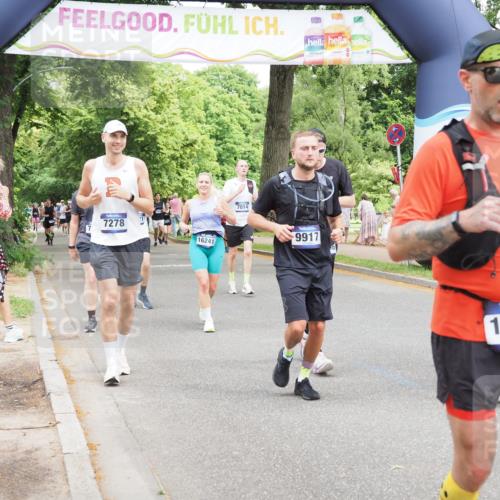 29.06.2025 - hella hamburg halbmarathon MichiJ http://msf.ph/oto/8282957 29.06.2025 10:58:18 Zwischen KM18-KM19 1020, 1051, 1981, 3020, 4583, 5036, 7014, 7017, 7257, 7277, 7278, 7279, 8275, 9917, 12456, 12938, 13370, 13683, 13835, 14413, 16241, 16554 meine-sportfotos.de