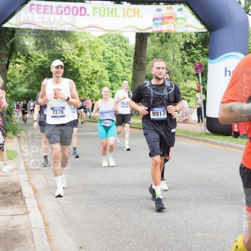 29.06.2025 - hella hamburg halbmarathon MichiJ http://msf.ph/oto/8282982 29.06.2025 10:58:18 Zwischen KM18-KM19 1020, 1051, 1981, 3020, 4583, 5036, 7014, 7017, 7257, 7277, 7278, 7279, 8275, 9917, 12456, 12938, 13370, 13683, 13835, 14413, 16241, 16554 meine-sportfotos.de