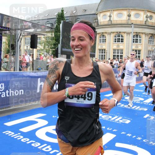 29.06.2025 - hella hamburg halbmarathon Michael Strokosch http://msf.ph/oto/8283022 29.06.2025 10:54:49 Ziel 1496, 2029, 2561, 3310, 4231, 6587, 7478, 8449, 9227, 10044, 12186, 13147, 14239, 15389, 15408, 15584, 17231, 19000 meine-sportfotos.de