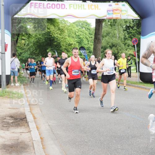 29.06.2025 - hella hamburg halbmarathon MichiJ http://msf.ph/oto/8283032 29.06.2025 10:32:22 Zwischen KM18-KM19 1415, 1697, 3004, 3907, 4310, 4981, 4999, 5692, 7005, 7093, 8063, 8722, 9374, 10246, 11648, 11848, 12966, 13807, 15535 meine-sportfotos.de