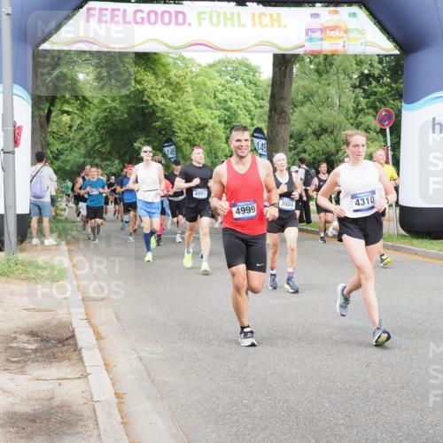 29.06.2025 - hella hamburg halbmarathon MichiJ http://msf.ph/oto/8283061 29.06.2025 10:32:22 Zwischen KM18-KM19 1415, 1697, 3004, 3907, 4310, 4981, 4999, 5692, 7005, 7093, 8063, 8722, 9374, 10246, 11648, 11848, 12966, 13807, 15535 meine-sportfotos.de
