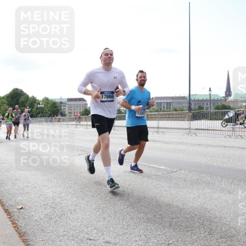 29.06.2025 - hella hamburg halbmarathon Lena Gebhardt http://msf.ph/oto/8283203 29.06.2025 10:11:40 Lombardsbrücke 1328, 1531, 1723, 1866, 1992, 3363, 3837, 4227, 5254, 5379, 5605, 7571, 8115, 8171, 8206, 8207, 8368, 8807, 8810, 9119, 9191, 9428, 10042, 10196, 10372, 10409, 10428, 11149, 11321, 11507, 11755, 11917, 12286, 12473, 13177, 13203, 13542, 13603, 13939, 13958, 14008, 14149, 14384, 15252, 15797, 15908, 15945, 16383, 17080, 17638, 17774, 17787, 17866, 18261, 18278, 18382, 18395, 19172, 19241 meine-sportfotos.de