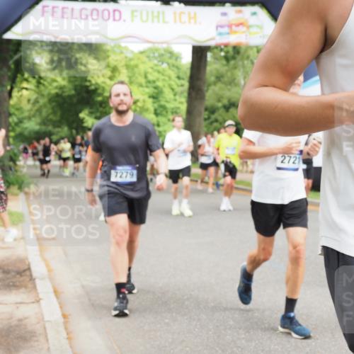 29.06.2025 - hella hamburg halbmarathon MichiJ http://msf.ph/oto/8283309 29.06.2025 10:58:20 Zwischen KM18-KM19 1981, 2721, 3020, 4583, 5036, 7014, 7017, 7257, 7277, 7278, 7279, 8275, 9917, 12456, 12893, 13242, 13370, 13683, 13835, 14413, 16020, 16241, 16554 meine-sportfotos.de