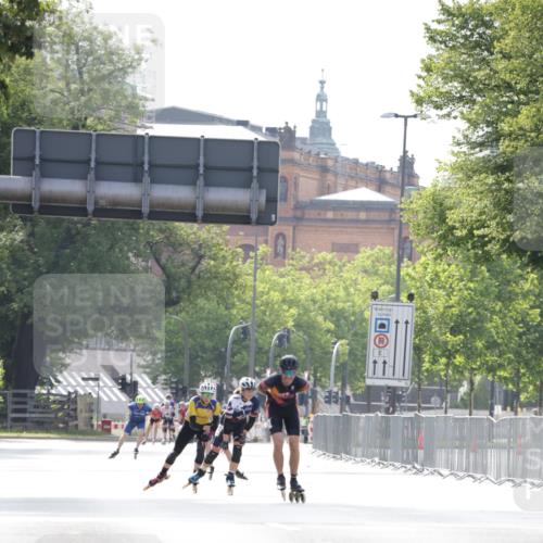 29.06.2025 - hella hamburg halbmarathon Jannik Wohlers http://msf.ph/oto/8283451 29.06.2025 08:53:01 Lombardsbrücke  meine-sportfotos.de