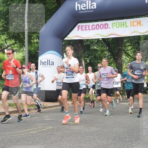 29.06.2025 - hella hamburg halbmarathon KatJ http://msf.ph/oto/8283513 29.06.2025 10:41:02 Zwischen KM18-KM19 1030, 1482, 1727, 1870, 2070, 2346, 2884, 2910, 3103, 3310, 5866, 6942, 6994, 7147, 7864, 8487 meine-sportfotos.de