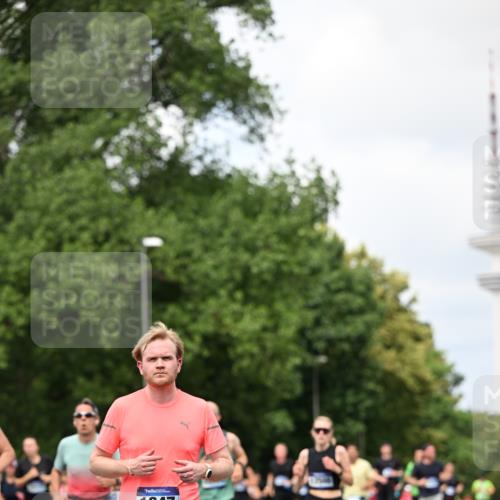 29.06.2025 - hella hamburg halbmarathon Dr. Thomas Lammeyer http://msf.ph/oto/8283726 29.06.2025 10:36:58 Kennedybrücke 1237, 1647, 1732, 2059, 2384, 2959, 3221, 3391, 3653, 3660, 3670, 3708, 3753, 4030, 4096, 4555, 5110, 5156, 5581, 6861, 7135, 7531, 7749, 7750, 7789, 8170, 8839, 8840, 8914, 9010, 9034, 9471, 9542, 9765, 9768, 9812, 10002, 10203, 10470, 10624, 10770, 11076 meine-sportfotos.de