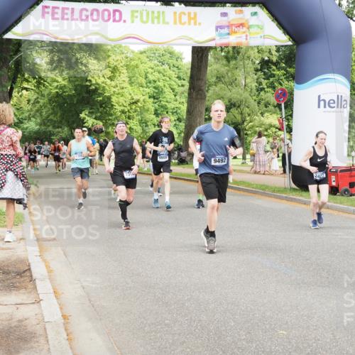 29.06.2025 - hella hamburg halbmarathon MichiJ http://msf.ph/oto/8283899 29.06.2025 10:58:26 Zwischen KM18-KM19 1245, 2309, 2427, 2721, 7014, 7195, 9019, 9492, 9958, 10589, 12893, 13242, 13673, 13674, 16020, 16491 meine-sportfotos.de