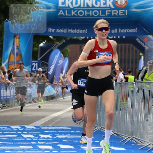 29.06.2025 - hella hamburg halbmarathon Strokosch-Dieckow http://msf.ph/oto/8283958 29.06.2025 10:22:01 Ziel 13751, 16068, 17886, 18693 meine-sportfotos.de