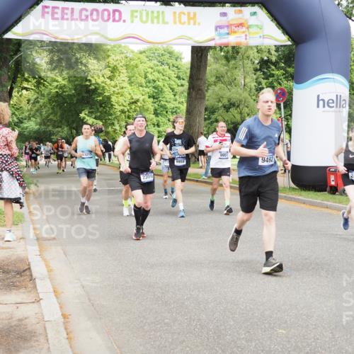 29.06.2025 - hella hamburg halbmarathon MichiJ http://msf.ph/oto/8283982 29.06.2025 10:58:27 Zwischen KM18-KM19 1245, 2309, 2427, 2721, 5069, 7195, 9019, 9492, 9951, 9958, 10589, 11598, 12893, 13242, 13673, 13674, 16020, 16491 meine-sportfotos.de