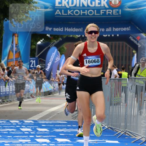 29.06.2025 - hella hamburg halbmarathon Strokosch-Dieckow http://msf.ph/oto/8284004 29.06.2025 10:22:01 Ziel 13751, 16068, 17886, 18693 meine-sportfotos.de