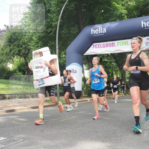 29.06.2025 - hella hamburg halbmarathon KatJ http://msf.ph/oto/8284010 29.06.2025 10:41:07 Zwischen KM18-KM19 1030, 1482, 1870, 2346, 2518, 2910, 3059, 3096, 3819, 5259, 5866, 6294, 6629, 7864, 8487 meine-sportfotos.de