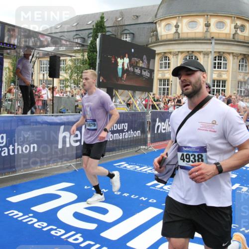 29.06.2025 - hella hamburg halbmarathon Michael Strokosch http://msf.ph/oto/8284116 29.06.2025 10:55:08 Ziel 2448, 2884, 3041, 3791, 3945, 4249, 4616, 4938, 6355, 8691, 9060, 9380, 10191, 10192, 11333, 11976, 12961, 13297, 14750, 14948, 15126, 15879, 16630, 17803, 17842 meine-sportfotos.de
