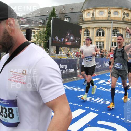 29.06.2025 - hella hamburg halbmarathon Michael Strokosch http://msf.ph/oto/8284124 29.06.2025 10:55:09 Ziel 2448, 2884, 3041, 3791, 3945, 4249, 4938, 6355, 8691, 9060, 9361, 9380, 10191, 10192, 11333, 11747, 11976, 12248, 12961, 13297, 14750, 14948, 15126, 15879, 16108, 16630, 17803, 17842 meine-sportfotos.de