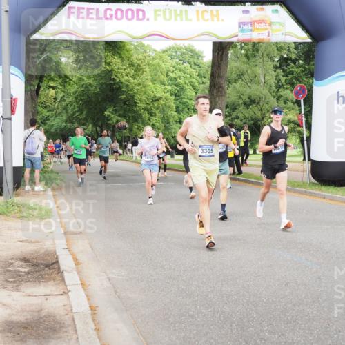 29.06.2025 - hella hamburg halbmarathon MichiJ http://msf.ph/oto/8284165 29.06.2025 10:32:33 Zwischen KM18-KM19 1220, 1468, 1782, 1941, 2365, 2402, 2707, 2816, 5231, 5624, 6991, 7322, 8871, 9444, 9633, 12657, 13421, 13975, 14703, 15225, 15280, 16617, 16720, 16893, 17097, 17120, 17406, 17729, 17977, 18107, 18437, 18464, 18560, 19207, 19210 meine-sportfotos.de