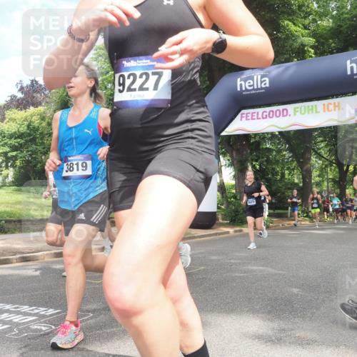 29.06.2025 - hella hamburg halbmarathon KatJ http://msf.ph/oto/8284206 29.06.2025 10:41:08 Zwischen KM18-KM19 1482, 1870, 2346, 2518, 3059, 3096, 3819, 5259, 5866, 6294, 6629, 8487 meine-sportfotos.de