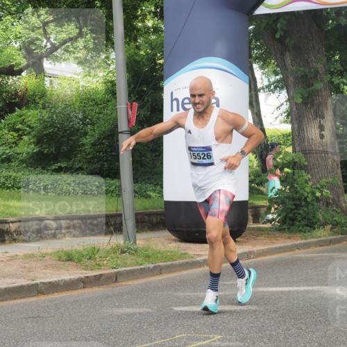 29.06.2025 - hella hamburg halbmarathon KatJ http://msf.ph/oto/8284329 29.06.2025 10:11:24 Zwischen KM18-KM19 12373 meine-sportfotos.de