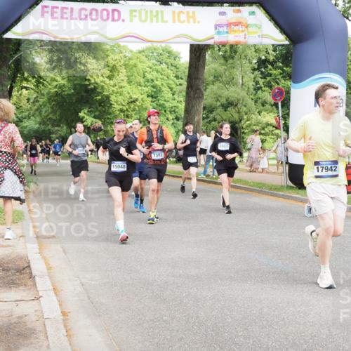 29.06.2025 - hella hamburg halbmarathon MichiJ http://msf.ph/oto/8284331 29.06.2025 10:58:36 Zwischen KM18-KM19 1524, 2046, 3650, 7873, 8051, 9113, 12572, 13215, 15048, 17942 meine-sportfotos.de