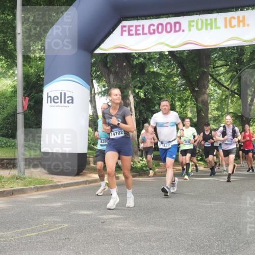 29.06.2025 - hella hamburg halbmarathon KatJ http://msf.ph/oto/8284393 29.06.2025 10:41:13 Zwischen KM18-KM19 1422, 1442, 2518, 3059, 6294, 6374, 6629 meine-sportfotos.de