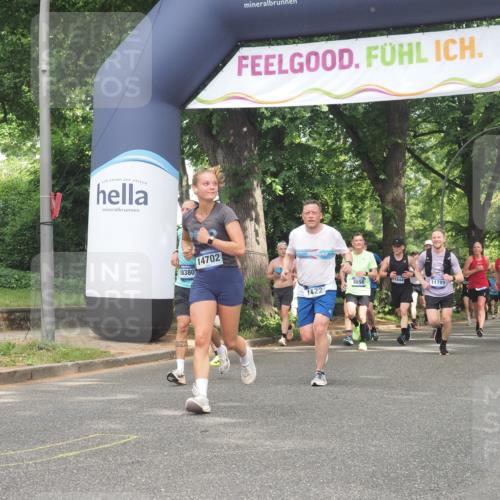 29.06.2025 - hella hamburg halbmarathon KatJ http://msf.ph/oto/8284413 29.06.2025 10:41:13 Zwischen KM18-KM19 1422, 1442, 2518, 3059, 6294, 6374, 6629 meine-sportfotos.de