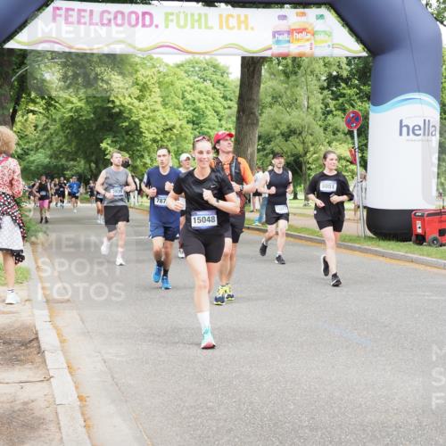 29.06.2025 - hella hamburg halbmarathon MichiJ http://msf.ph/oto/8284447 29.06.2025 10:58:37 Zwischen KM18-KM19 2046, 7302, 7873, 8051, 9113, 9657, 12417, 15048, 17942 meine-sportfotos.de
