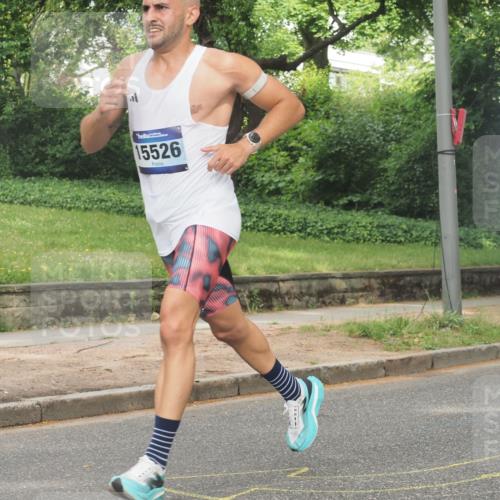 29.06.2025 - hella hamburg halbmarathon KatJ http://msf.ph/oto/8284536 29.06.2025 10:11:25 Zwischen KM18-KM19 12373 meine-sportfotos.de