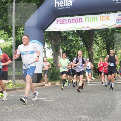 29.06.2025 - hella hamburg halbmarathon KatJ http://msf.ph/oto/8284540 29.06.2025 10:41:15 Zwischen KM18-KM19 1422, 1442, 2630, 3059, 4587, 6374, 8698 meine-sportfotos.de