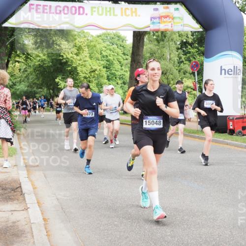 29.06.2025 - hella hamburg halbmarathon MichiJ http://msf.ph/oto/8284565 29.06.2025 10:58:37 Zwischen KM18-KM19 2046, 7302, 7873, 8051, 9113, 9657, 12417, 15048, 17942 meine-sportfotos.de