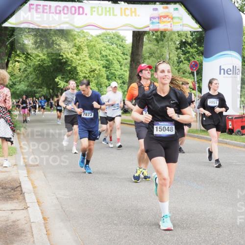 29.06.2025 - hella hamburg halbmarathon MichiJ http://msf.ph/oto/8284597 29.06.2025 10:58:38 Zwischen KM18-KM19 2046, 6742, 7302, 7873, 8051, 9113, 9657, 12417, 15048, 17942, 19248 meine-sportfotos.de