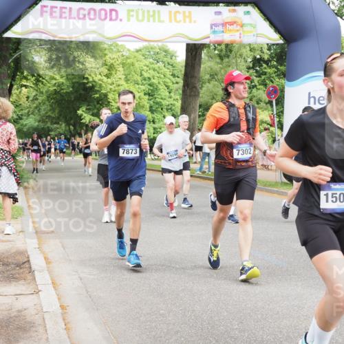 29.06.2025 - hella hamburg halbmarathon MichiJ http://msf.ph/oto/8284687 29.06.2025 10:58:38 Zwischen KM18-KM19 2046, 6742, 7302, 7873, 8051, 9113, 9657, 12417, 15048, 17942, 19248 meine-sportfotos.de