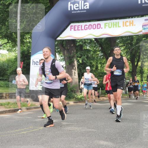 29.06.2025 - hella hamburg halbmarathon KatJ http://msf.ph/oto/8284732 29.06.2025 10:41:16 Zwischen KM18-KM19 1422, 1442, 2630, 4587, 6374, 6938, 8698 meine-sportfotos.de