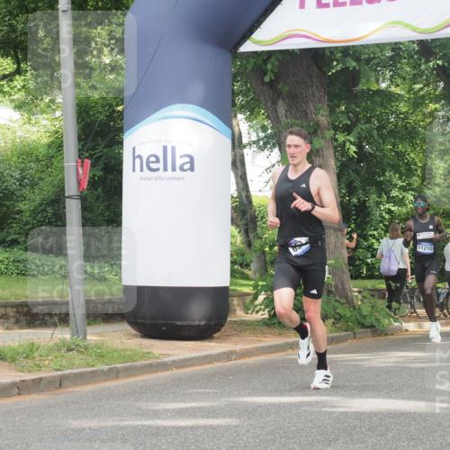 29.06.2025 - hella hamburg halbmarathon KatJ http://msf.ph/oto/8284762 29.06.2025 10:11:27 Zwischen KM18-KM19 12373 meine-sportfotos.de