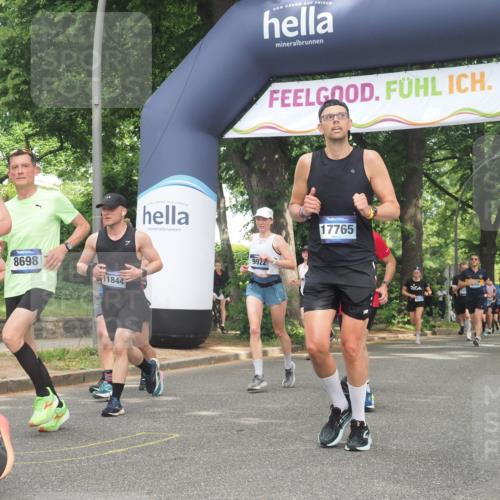 29.06.2025 - hella hamburg halbmarathon KatJ http://msf.ph/oto/8284783 29.06.2025 10:41:17 Zwischen KM18-KM19 1422, 1442, 2630, 4587, 6374, 6938, 8698 meine-sportfotos.de